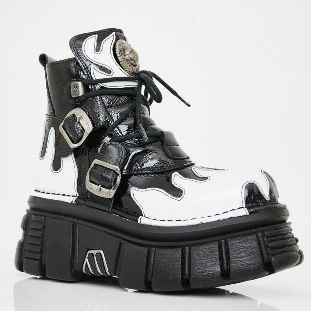 New Rock Highly Flammable Platform Boots Sz 37